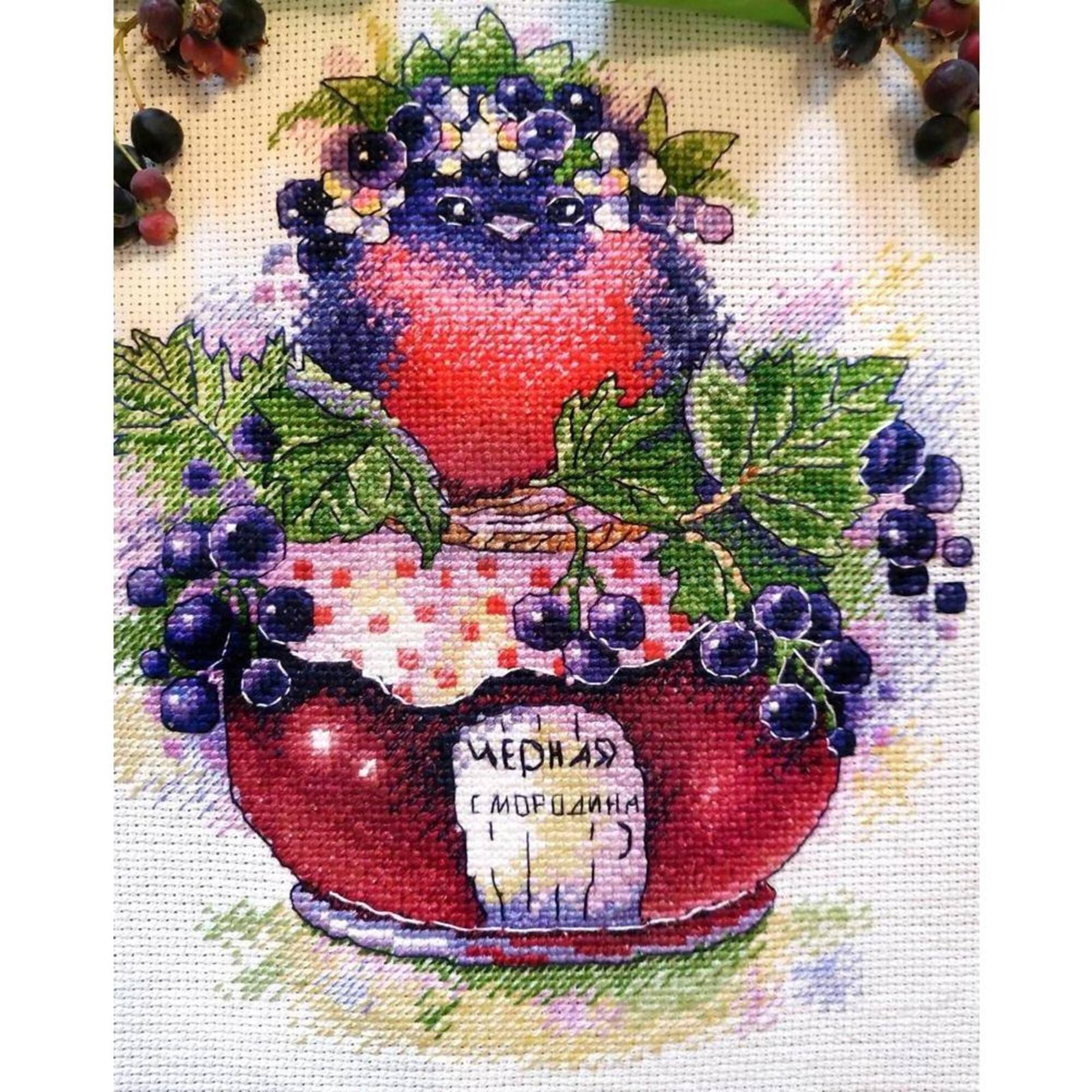 MP Studia Singing Currant Cross Stitch Kit
